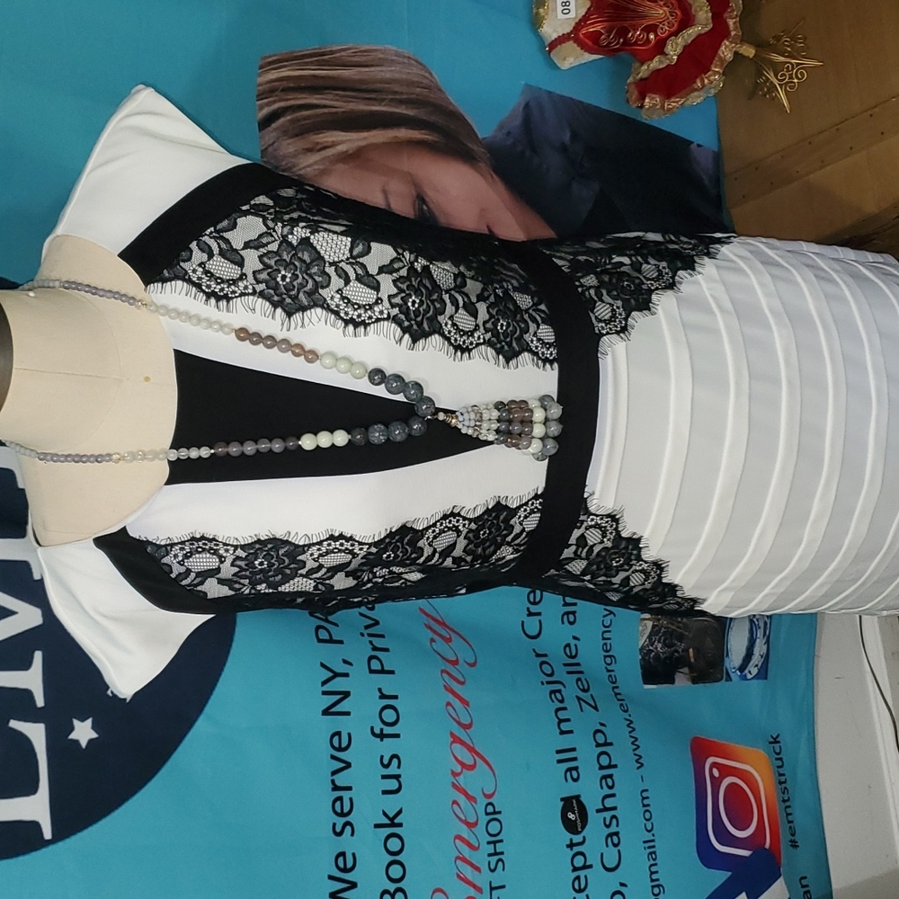 CB casual White and Black Lace Dress - Picture 5 of 10